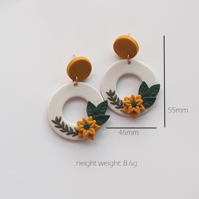 SUNNY WREATH Button dangles