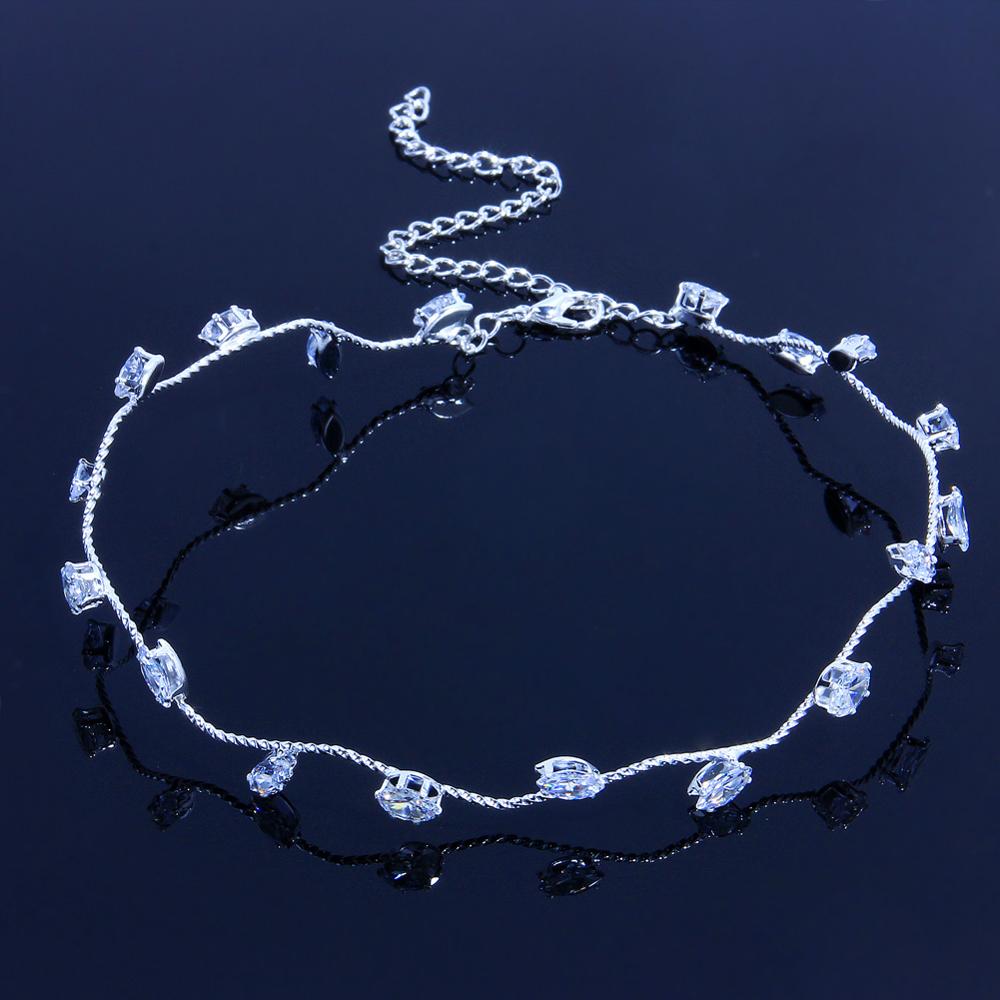 PRECIOUS TOUCH Choker