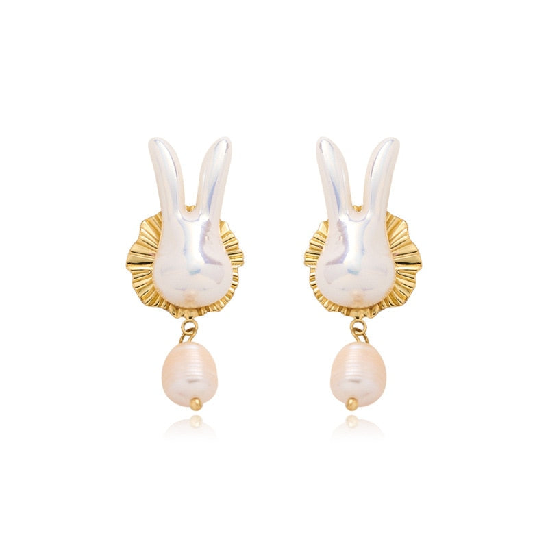 WONDERLAND Rabbit Studs