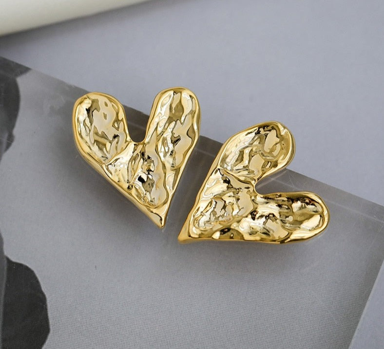 ANNE Heart Studs