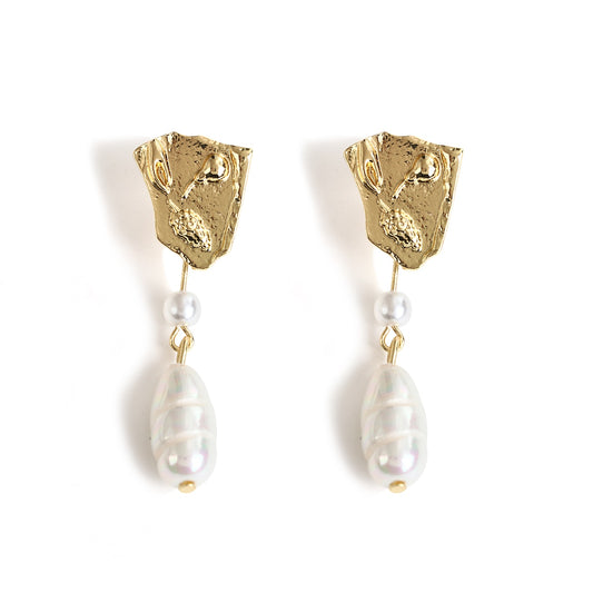 SABRINA Elegant Pearl Drops